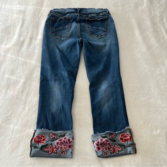 DRIFTWOOD Collete Embroidered Class Fit Jeans - Picture 5 of 14